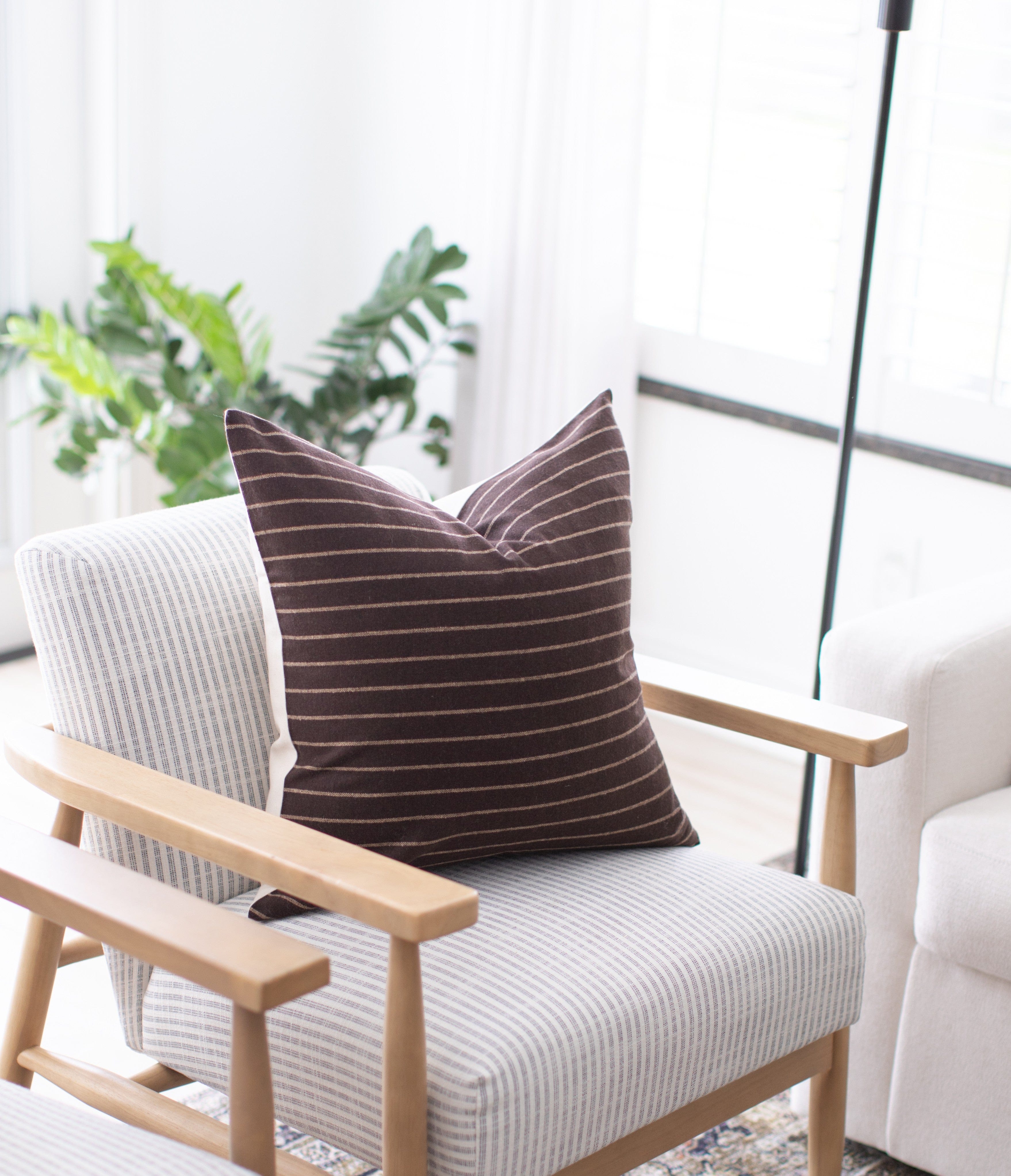Catelia Pillow Cover