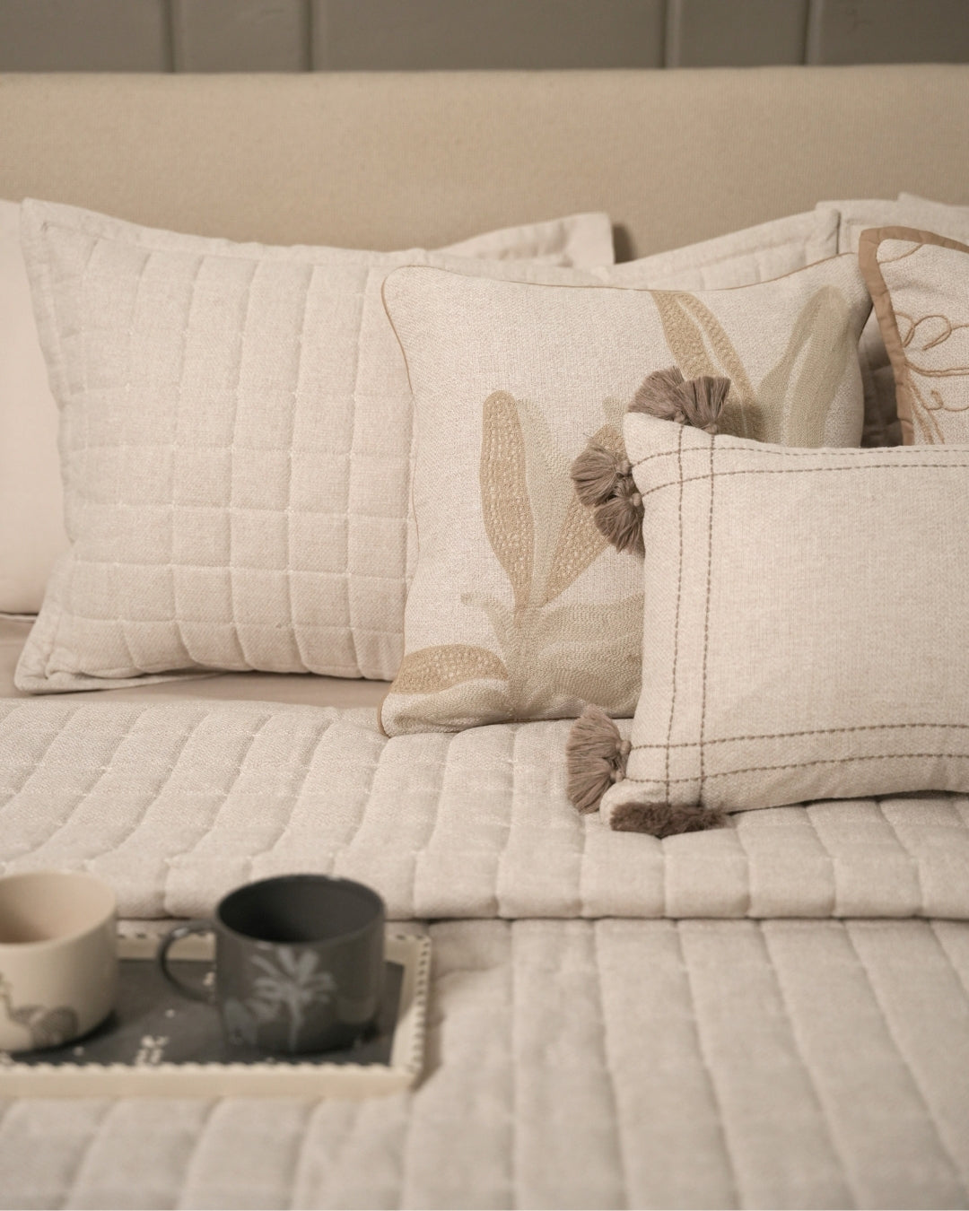 Olive Mist Palm Springs Embroidered Beige Cushion Cover (Size : 12"X18")