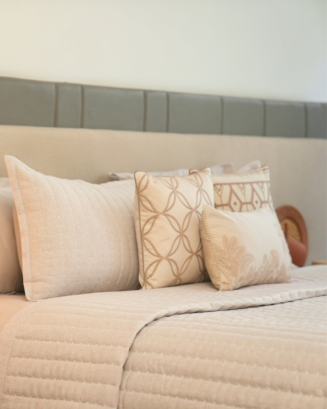 Halo Dunes Palm Springs Embroidered Oats Beige Cushion Cover (Size : 16"X16")