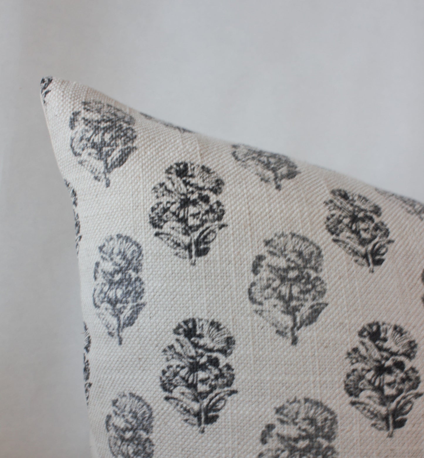 Chara Floral Pillow Cover