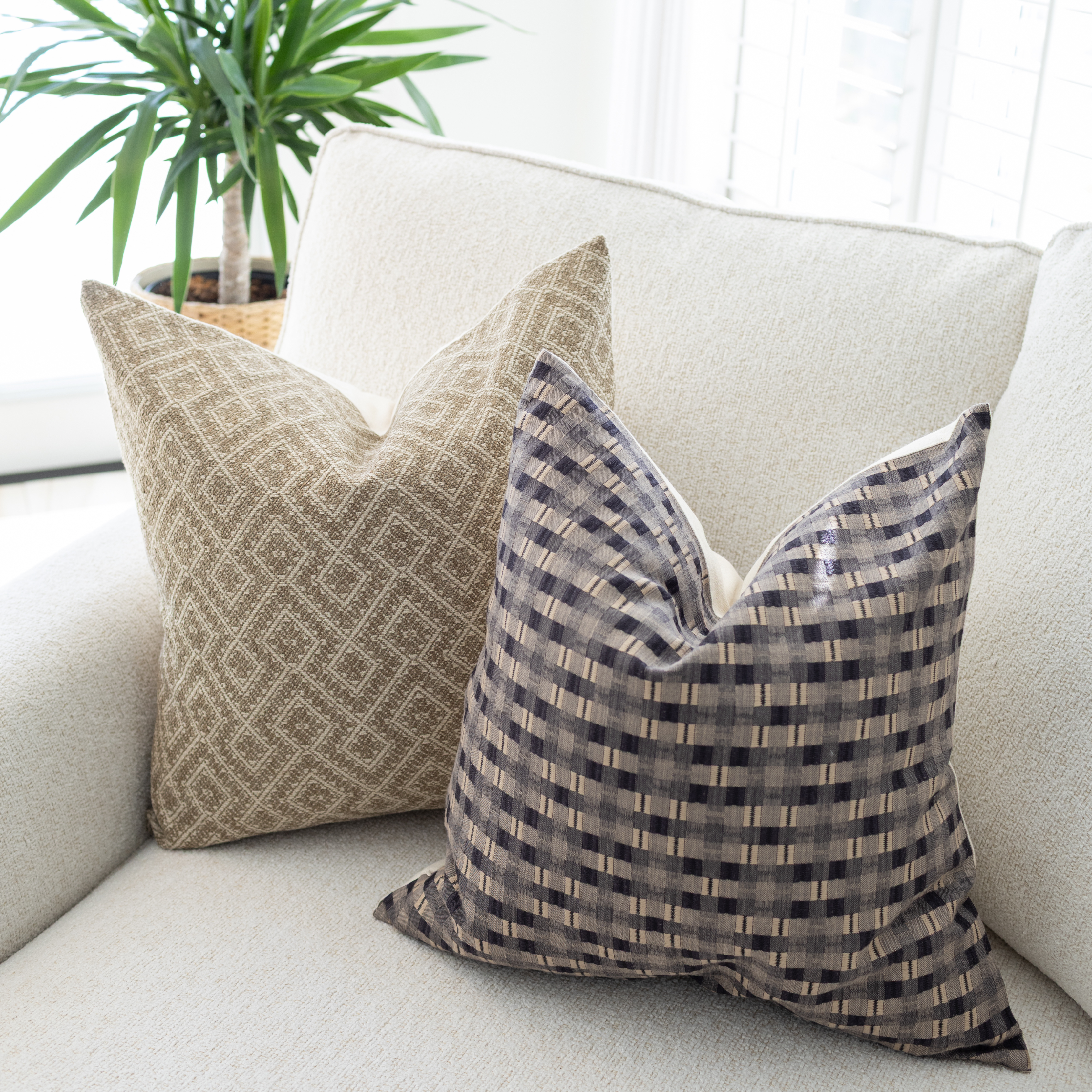 Everly Pillow Cover