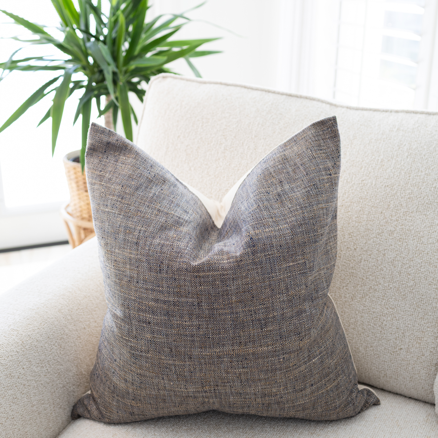 Dante Pillow Cover