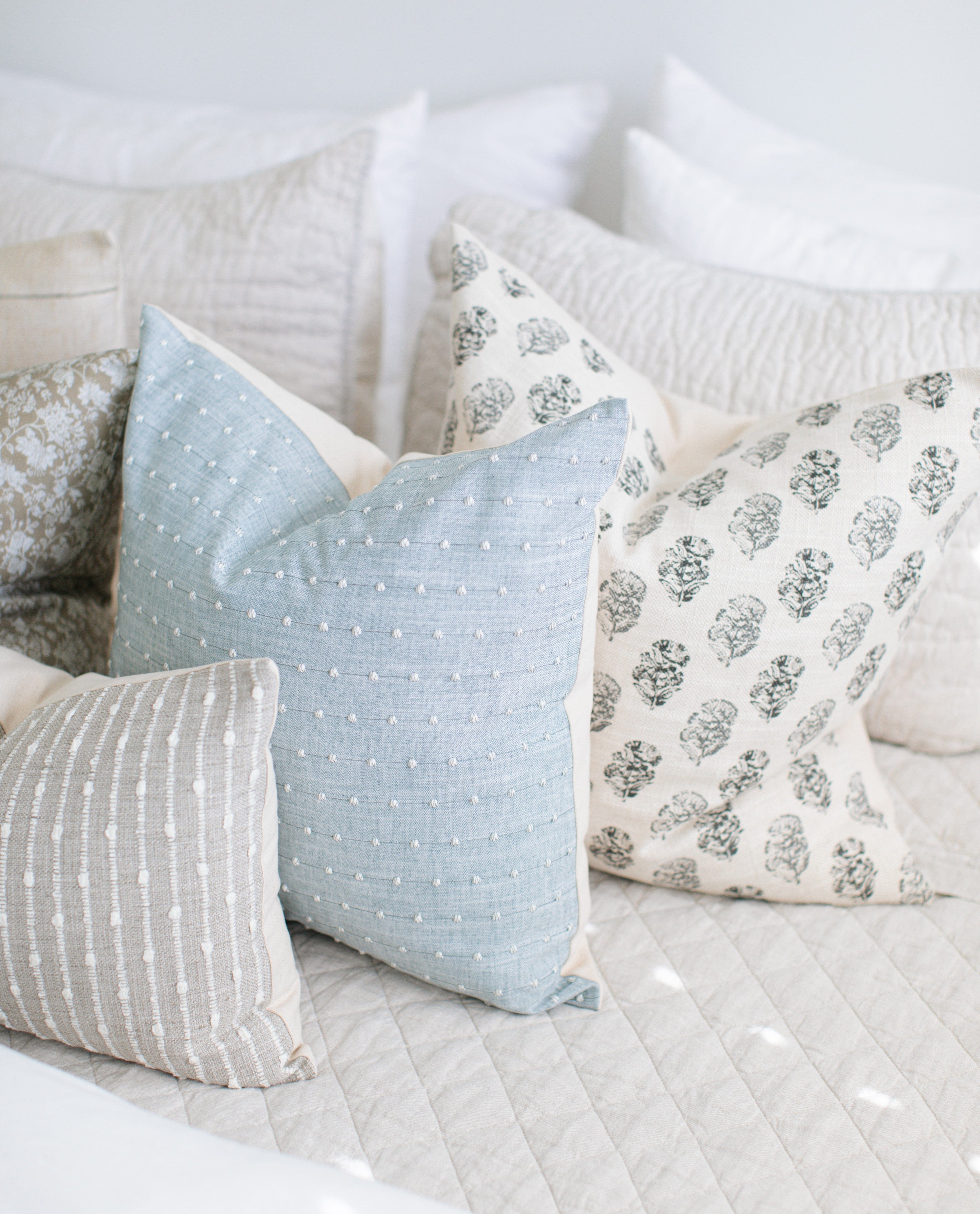 Chara Floral Pillow Cover