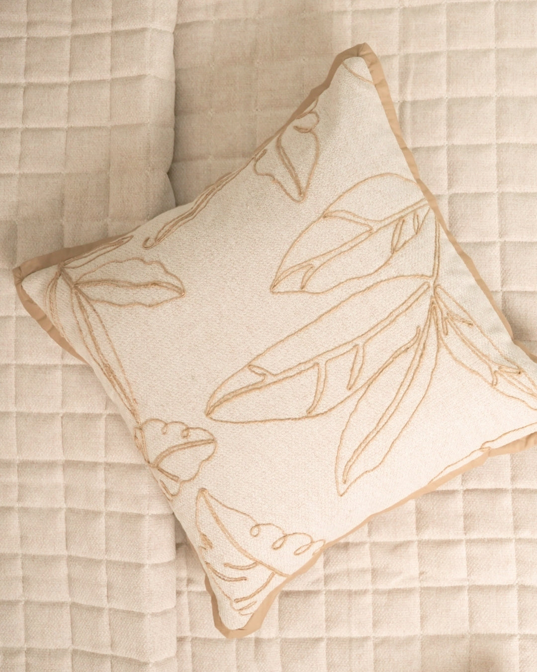Meadow Palm Springs Embroidered Beige Cushion Cover (Size : 16"X16")