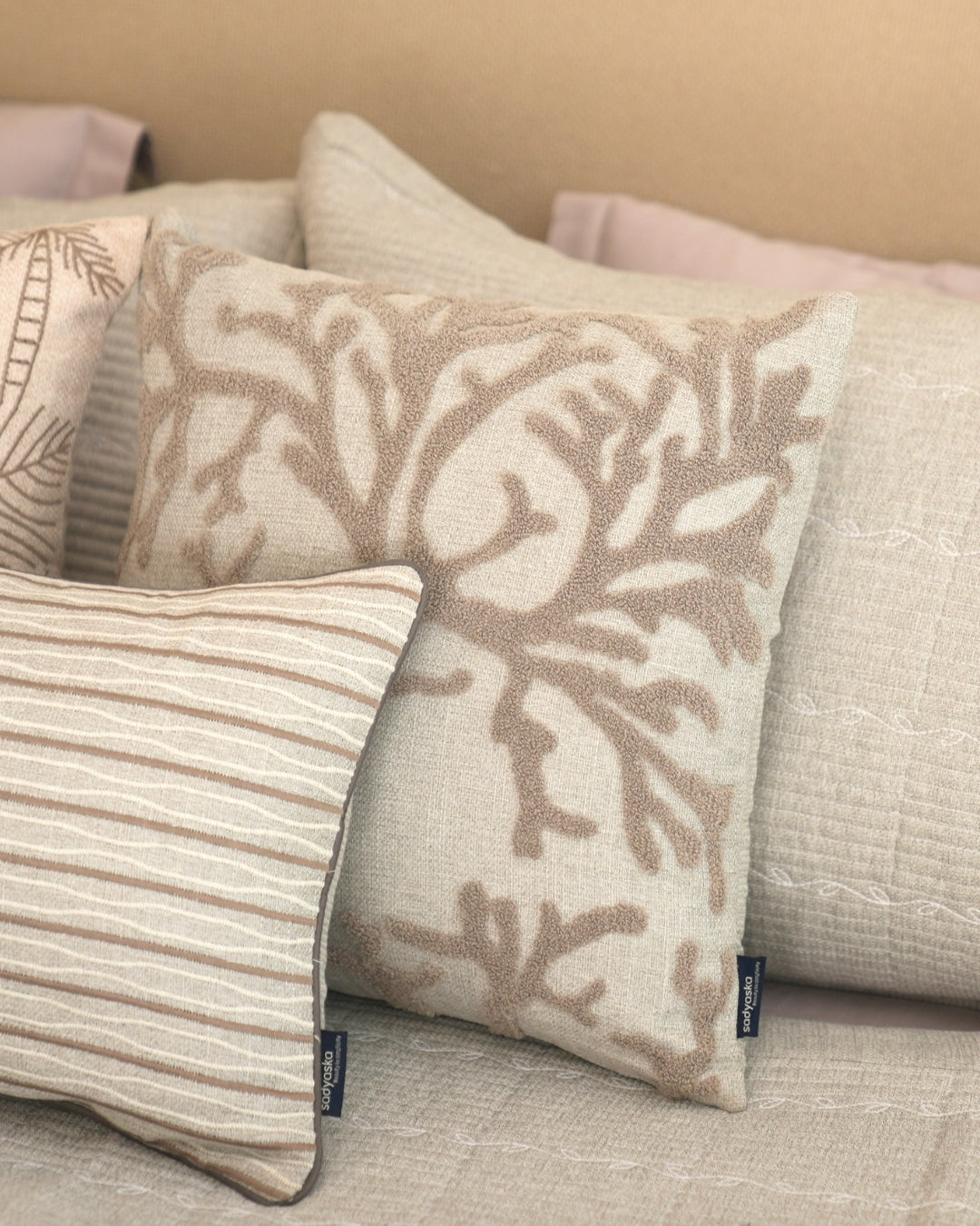 Verde Palm Springs Embroidered Grey Cushion Cover (Size : 16"X16")