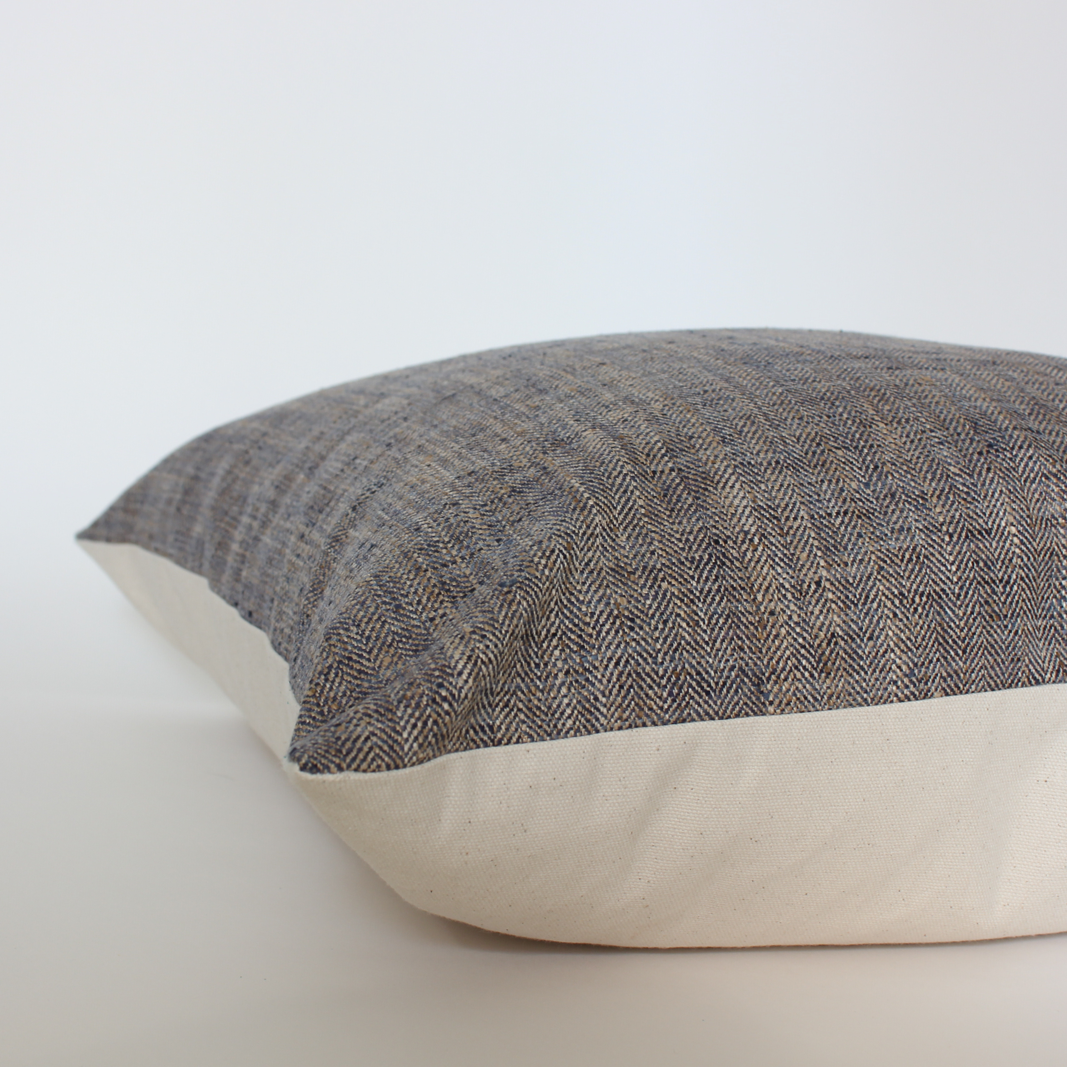 Dante Pillow Cover